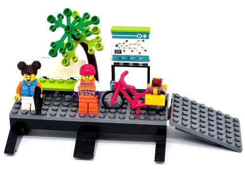 lego60337dworzec.jpg