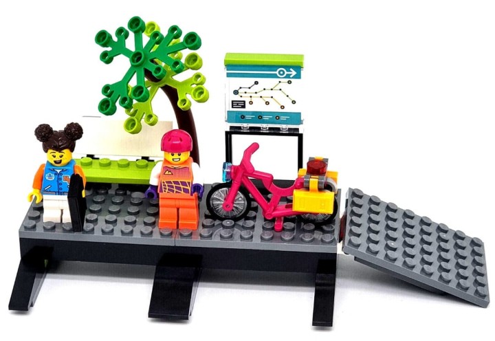 lego60337dworzec.jpg